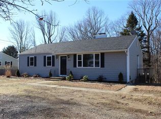 808 Vauxhall Street Ext, Waterford, CT 06385