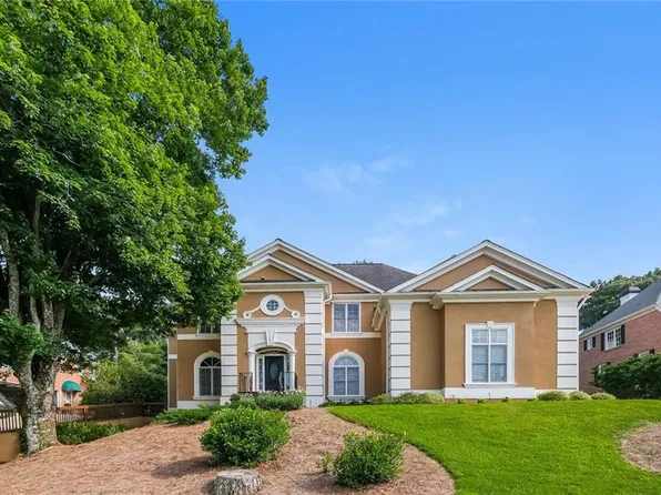 505 Saint Regis Dr, Johns Creek, GA 30022