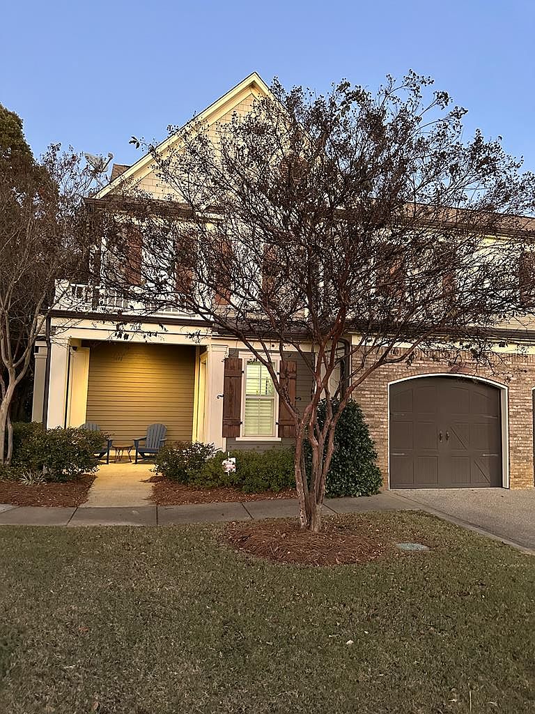 1100 Augusta Dr UNIT 703