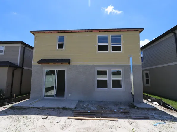 3263 Fall Harvest Dr, Zephyrhills, FL 33540