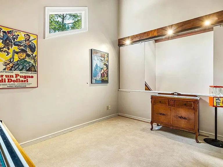 206 Lisa Dr — Photo 9