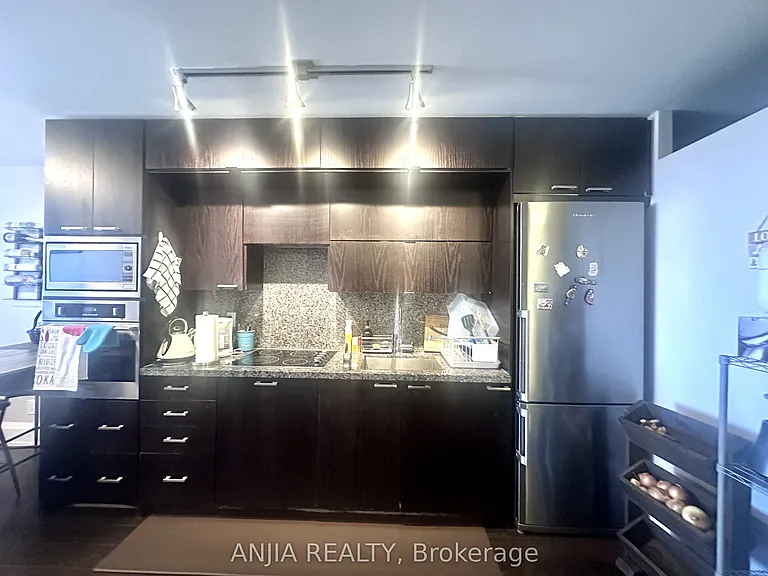 120 Harrison Garden Blvd #830 — Photo 3