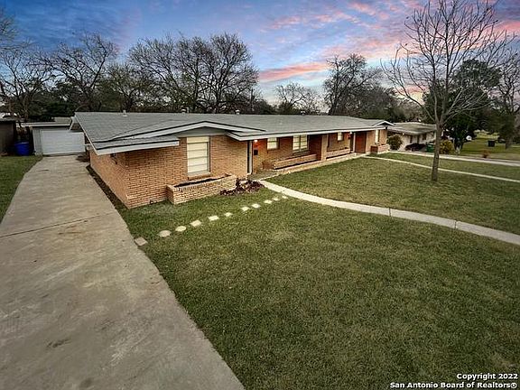 2nd image of 711 Oblate Dr