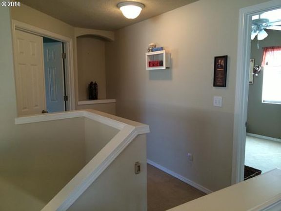 5th image of 1693 SE Gerhard Dr