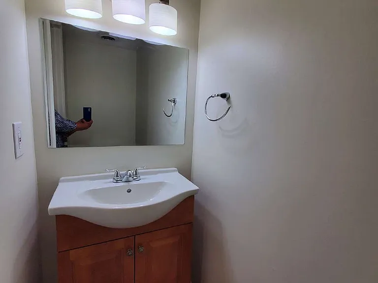250 Sanders Ferry Rd — Photo 12