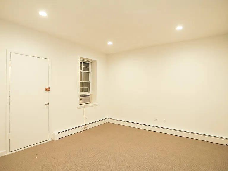 1808 N Clark St #G — Photo 9