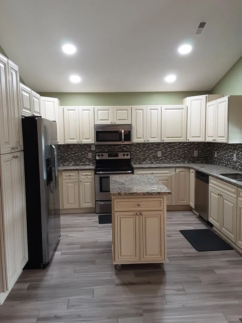 3 bedroom 2 bath Myrtle Beach home in Bent Oak Estates — Photo 3