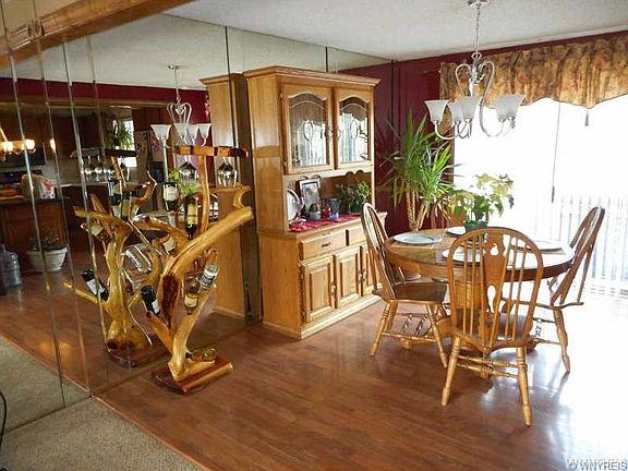 3rd image of 35 E Bihrwood Dr