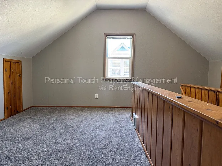 413 22nd St S — Photo 25