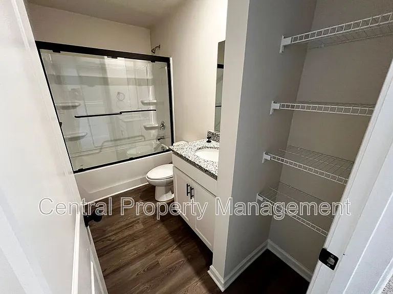 124 Brooks Dr — Photo 10