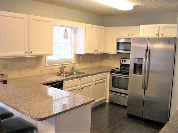 5th image of 2830 Milton Bryan Dr