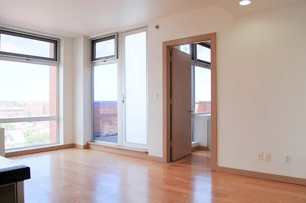 Rented by Compass | media 14