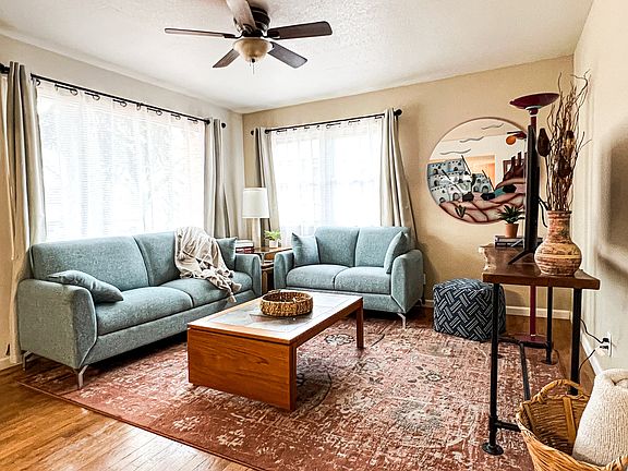 4th image of 614 N Tower St #614