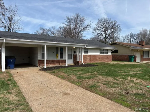2225 Kerwin Dr, Saint Louis, MO 63136