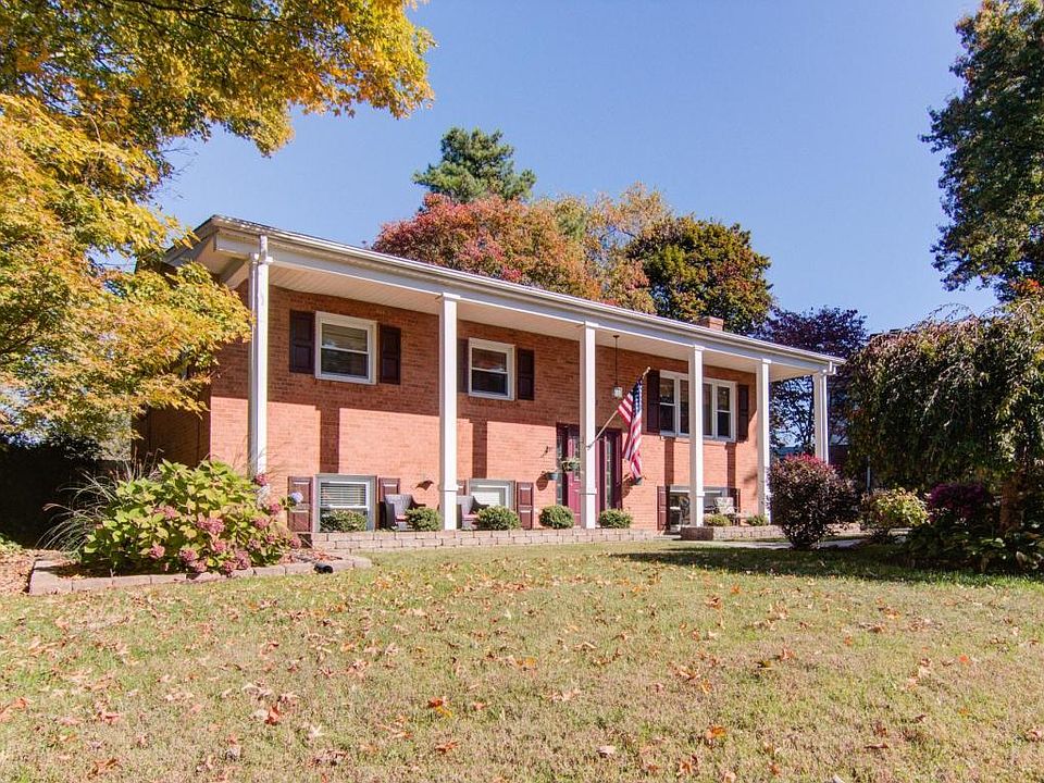 1st image of 2756 Hillbrook Dr