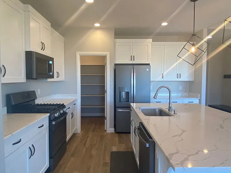 1422 W Pocket Mesa Dr — Photo 4