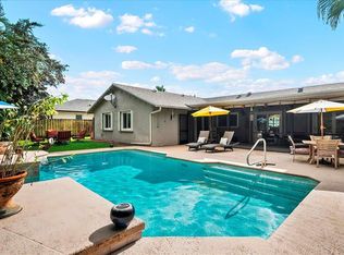1275 Summerwood Cir, Wellington, FL 33414