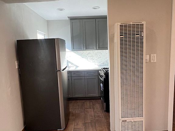 5th image of 110 W 71st St #114-3/4
