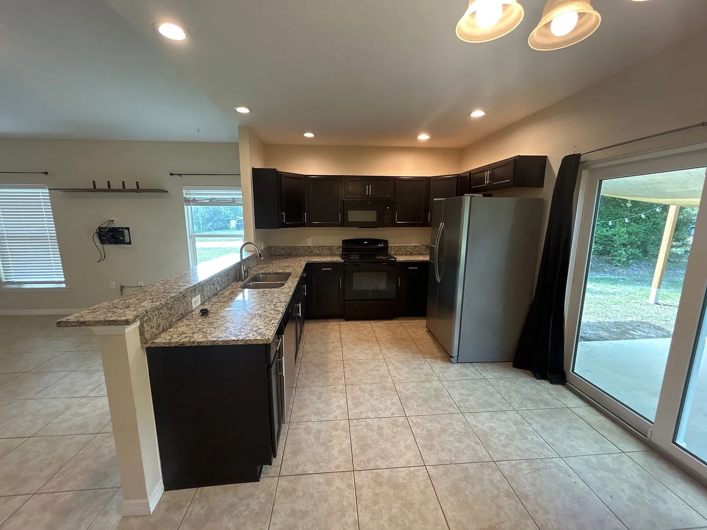 Beautiful 3/2 home in Deland — Photo 2