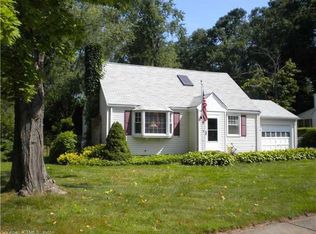 30 Scarborough Rd, Windsor, CT 06095