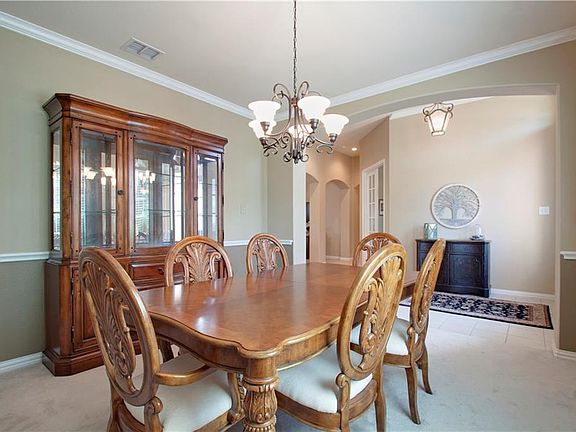4th image of 612 Sante Fe Dr