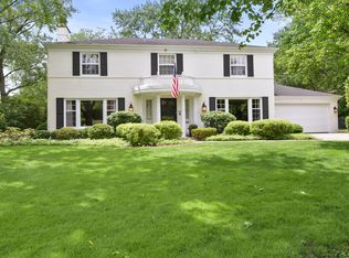 600 Glenayre Dr, Glenview, IL