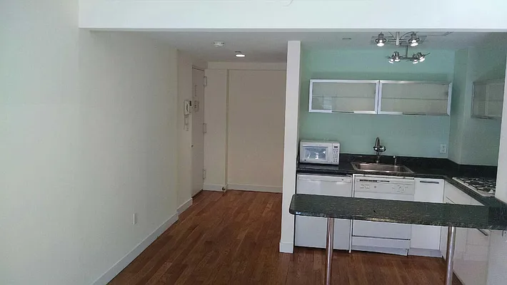 Rented by Jeffrey Mosczyc, LREB | media 30