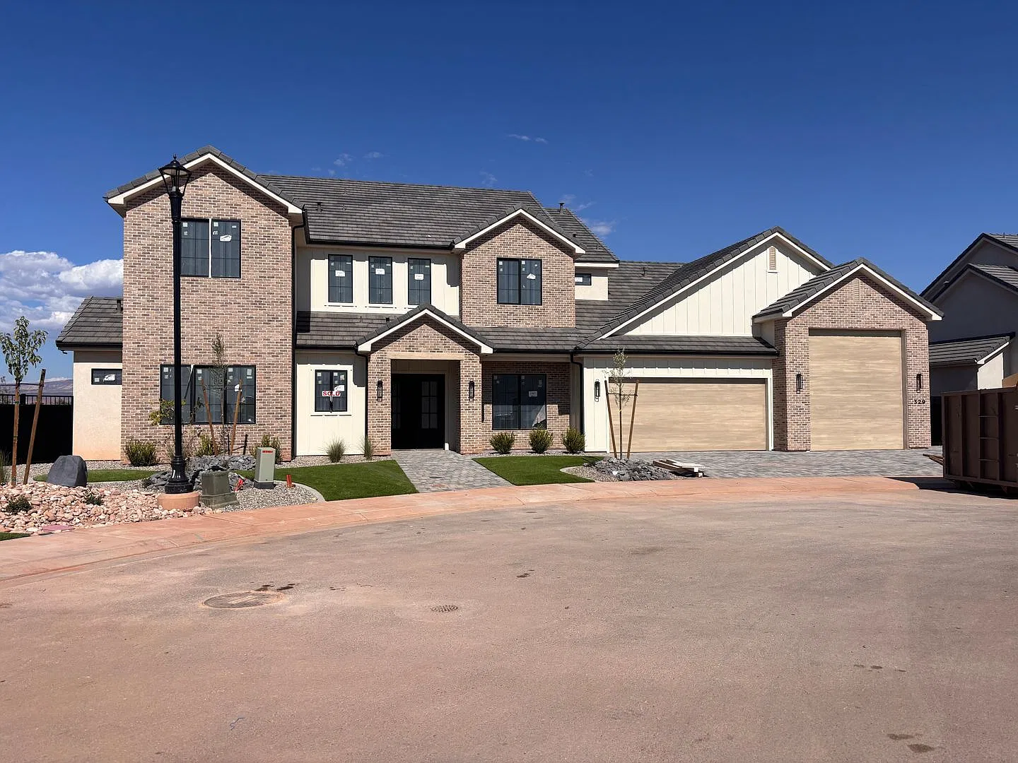 Gorgeous New Trend 2 Story with 6 bedrooms and 5 bathrooms within walking distance to Crimson Hig... — Photo 1