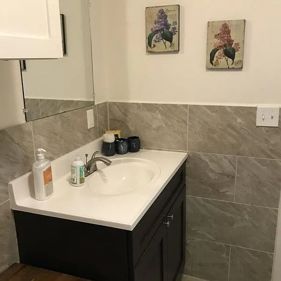 26 N Selig Ave #D — Photo 4