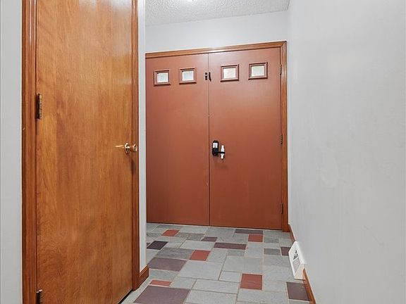 2nd image of 1803 Widermere Dr