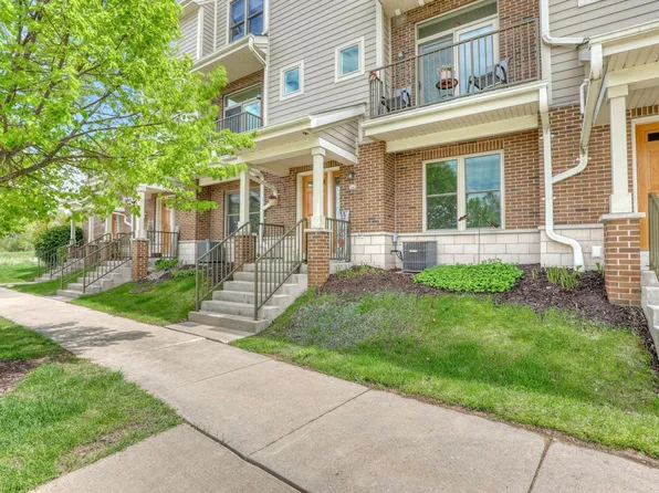 545 Rivershores DRIVE, West Bend, WI 53090