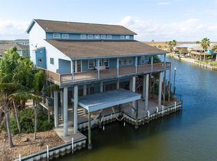 143 Driftwood Rd, Freeport, TX 77541