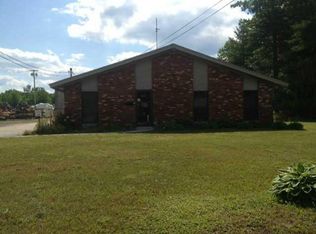 401 Arnold Rd, Coventry, RI 02816