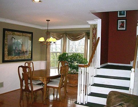 5th image of 169 Harvard Dr