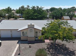 2110 Twisted Juniper Rd SE, Rio Rancho, NM 87124