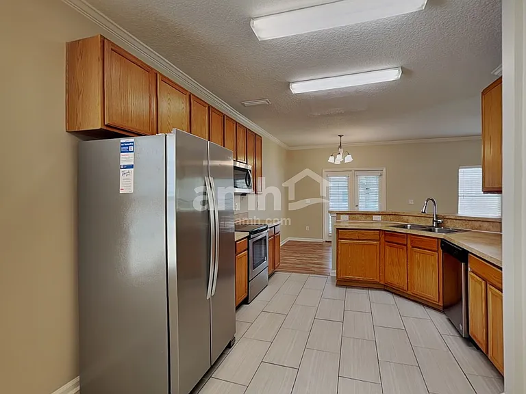 3631 Silver Bluff Blvd — Photo 4