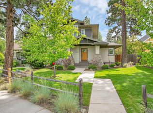 1386 NW Mount Washington Dr, Bend, OR 97703