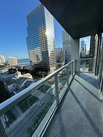500 Brickell Ave #1502 — Photo 9