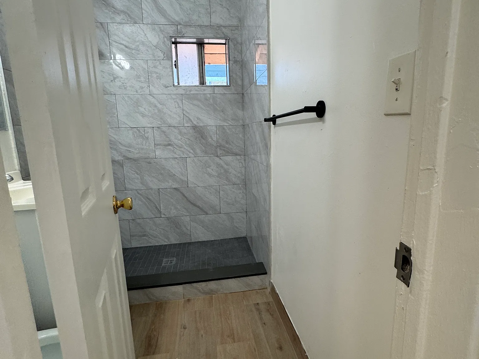 3 bed, 1150 sqft, $2,850 — Photo 2