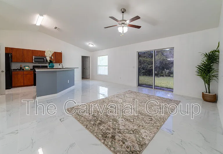 5107 SW 165th Street Rd — Photo 8