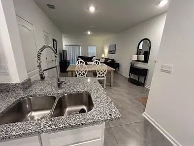 438 Talulla Trl — Photo 3