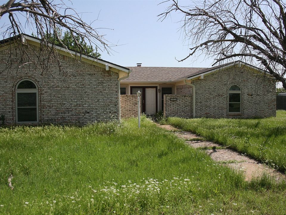 1st image of 103 Wolf Cir
