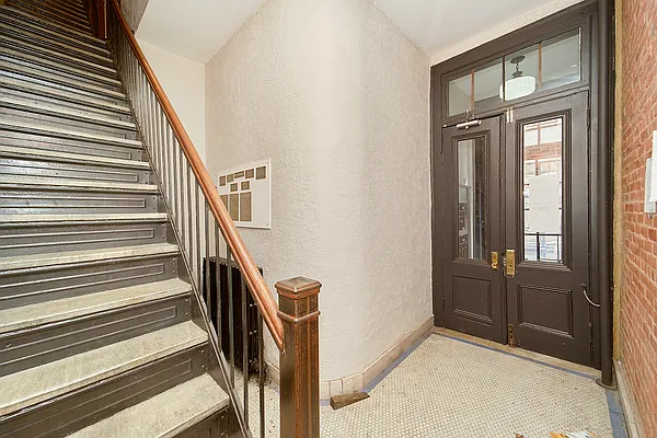 Rented by Living New York | media 13