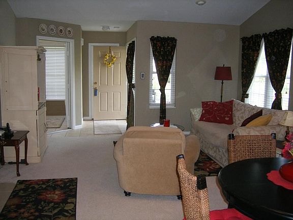 3rd image of 1241 Winningham Ln