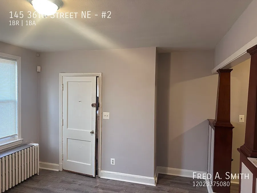 Recently Renovated One Bedroom plus Den Apartment Available Now — Photo 3