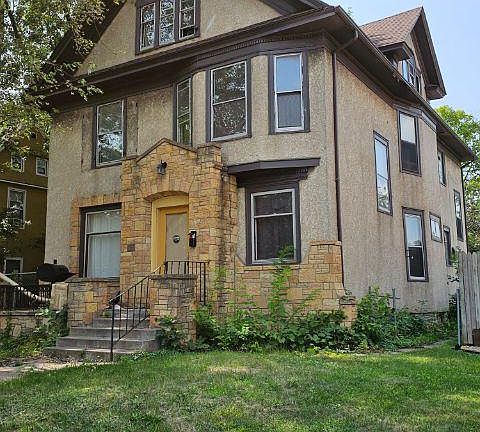 3rd image of 1637 Penn Ave N