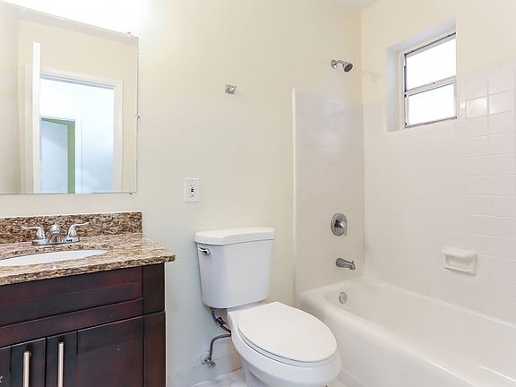 d3fd810c-8f07-45cb-b0c6-0f779a6437eb-w_1500-h_1000