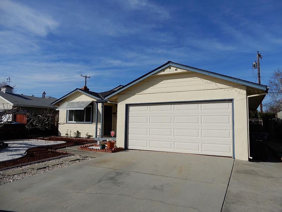 1st image of 3479 Cabrillo Ave