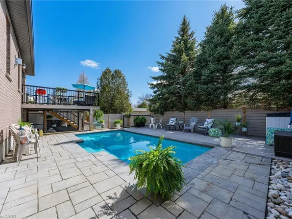 57 Cutting Dr, Centre Wellington, ON N0B 1S0