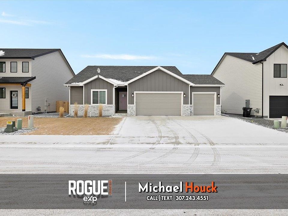 1st image of 3110 Quivera River Rd